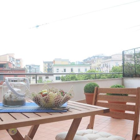 Holiday Garibaldi Napoli Bed and Breakfast Zewnętrze zdjęcie