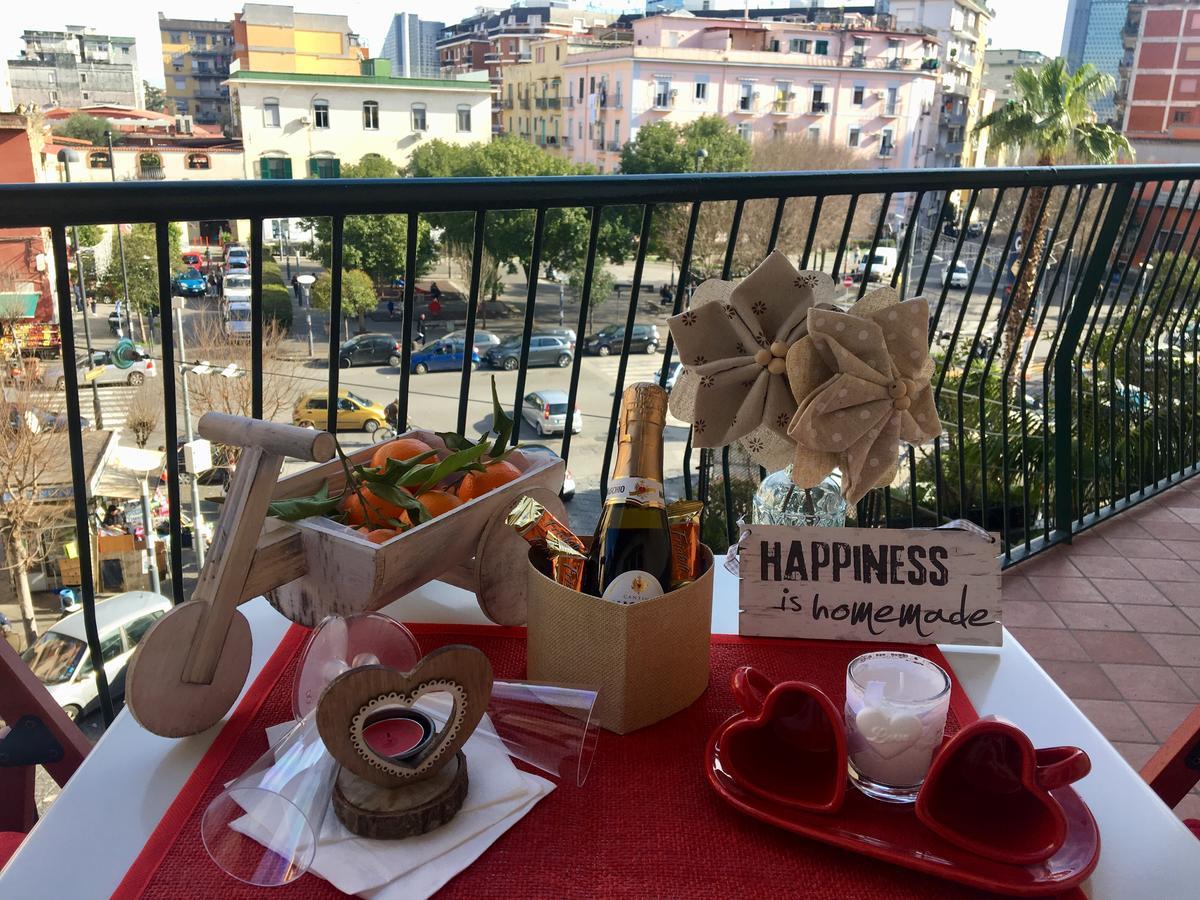 Holiday Garibaldi Napoli Bed and Breakfast Zewnętrze zdjęcie