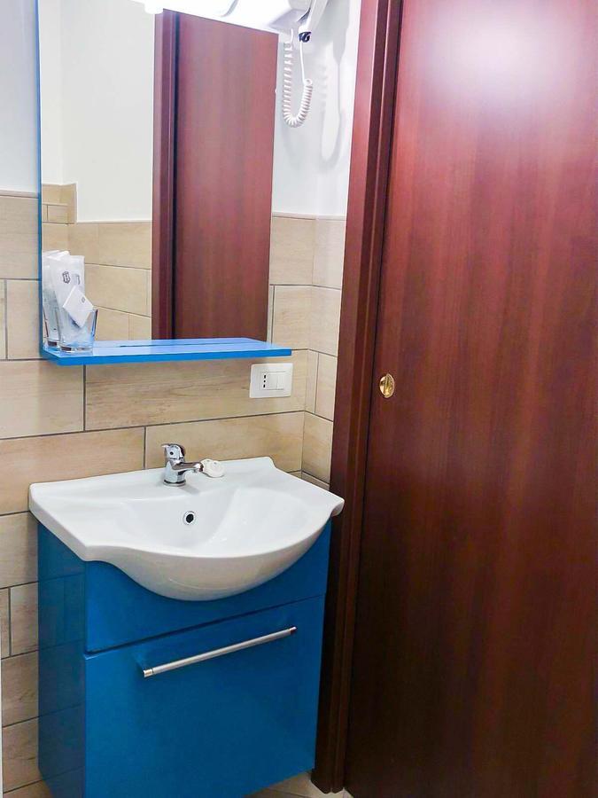 Holiday Garibaldi Napoli Bed and Breakfast Zewnętrze zdjęcie