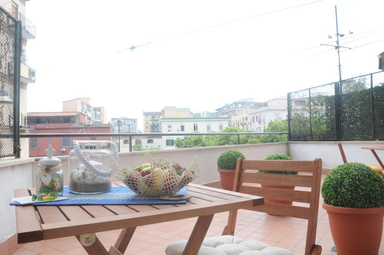 Holiday Garibaldi Napoli Bed and Breakfast Zewnętrze zdjęcie